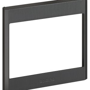 bt 345202 web r.jpg